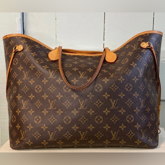 Louis Vuitton Monogram Neverfull GM Pivoine